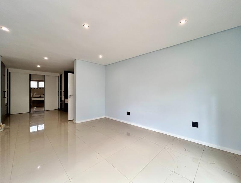 5 Bedroom Property for Sale in Melodie North West
